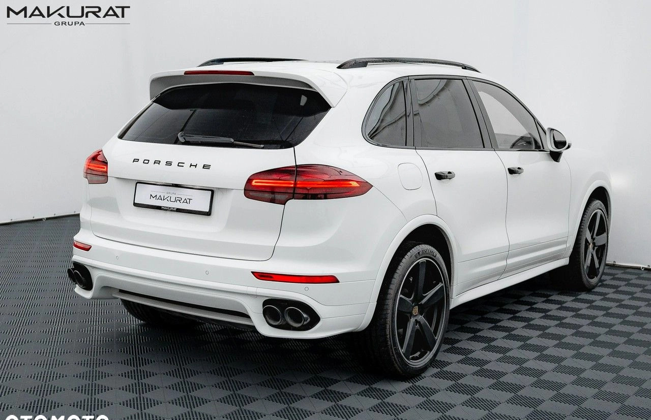 Porsche Cayenne cena 229900 przebieg: 99999, rok produkcji 2016 z Biskupiec małe 742